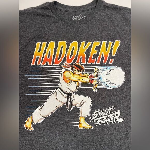 Street Fighter Ryu Hadoken Graphic T-shirt Men Large Gray Short Sleeve - Picture 2 of 5
